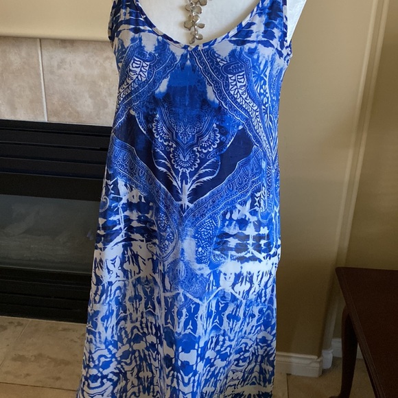 Express Maxi Dress - Picture 2 of 8